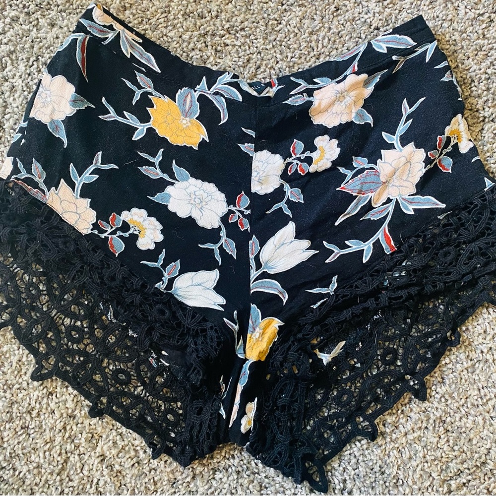 Kendall & Kylie flowery shorts.